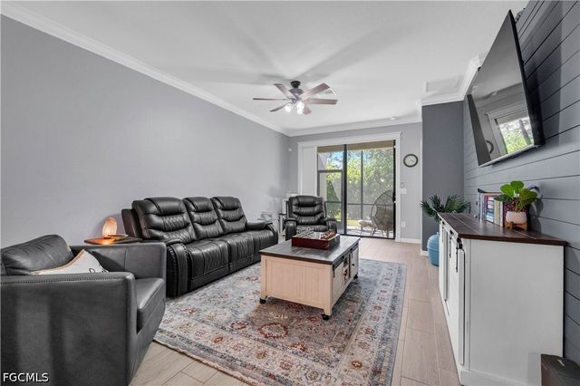 9110 Woodhurst DR, Naples, FL 34120
