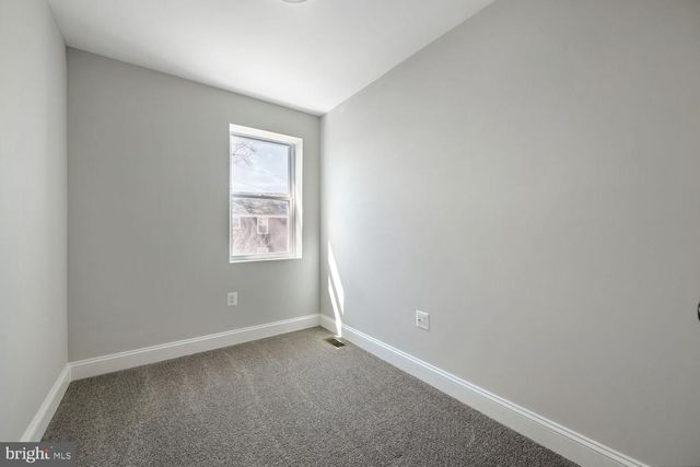 118 UPMANOR RD, Baltimore, MD 21229