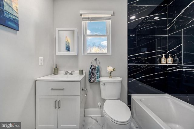 118 UPMANOR RD, Baltimore, MD 21229