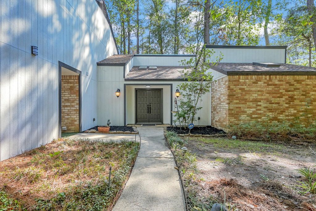 26 Wishbonebush Road, The Woodlands, TX 77380