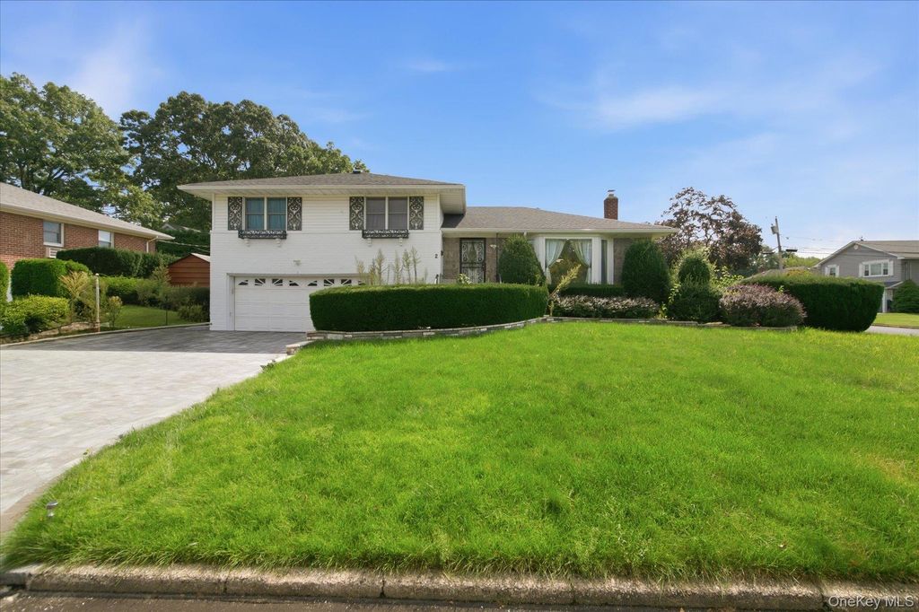2 Goldfield Street, Melville, NY 11747 — exterior