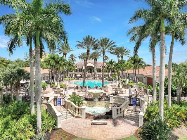 19505 EMERALD BAY # 101, Estero, FL 33928