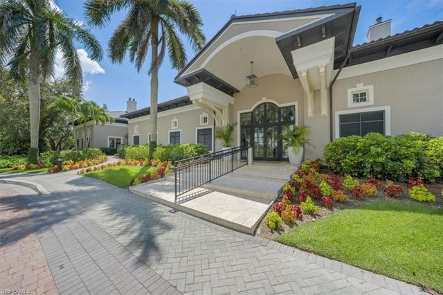 19505 EMERALD BAY # 101, Estero, FL 33928