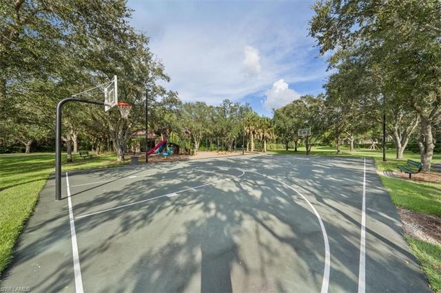 19505 EMERALD BAY # 101, Estero, FL 33928