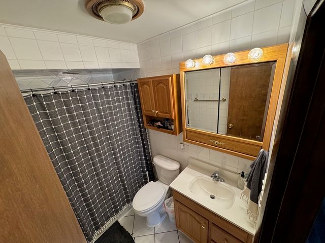 920 Central Avenue, Matteson, IL 60443