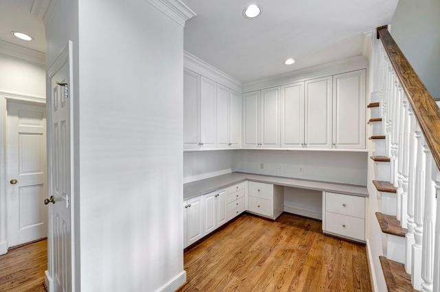 4009 Case Street, West University Place, TX 77005