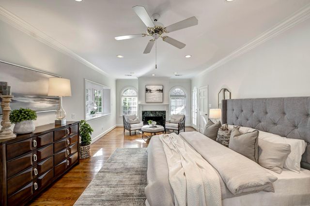 4009 Case Street, West University Place, TX 77005