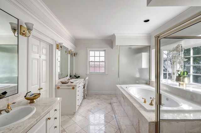 4009 Case Street, West University Place, TX 77005