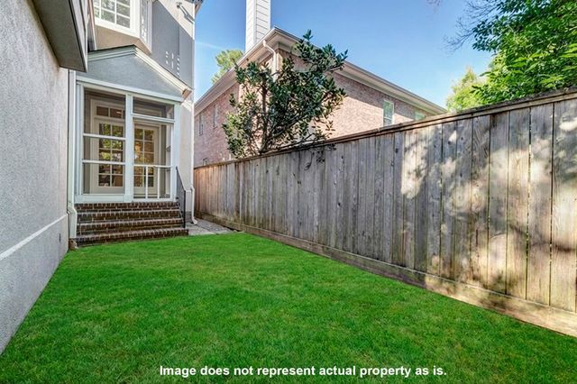 4009 Case Street, West University Place, TX 77005