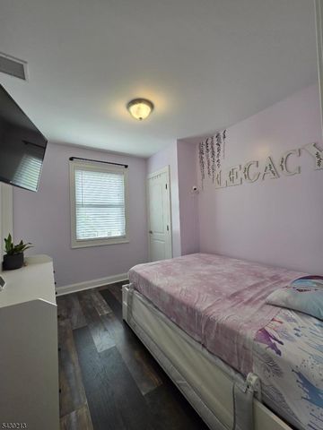 272 Madison Ave, Clifton City, NJ 07011