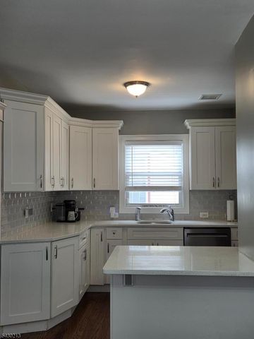 272 Madison Ave, Clifton City, NJ 07011