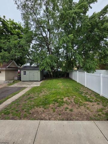 272 Madison Ave, Clifton City, NJ 07011