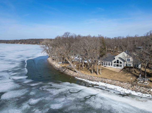 51292 Pelican Point Drive, Detroit Lakes, MN 56501