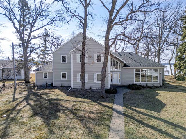 51292 Pelican Point Drive, Detroit Lakes, MN 56501