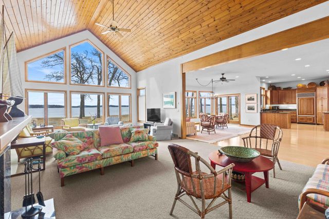 51292 Pelican Point Drive, Detroit Lakes, MN 56501