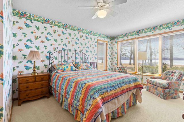 51292 Pelican Point Drive, Detroit Lakes, MN 56501