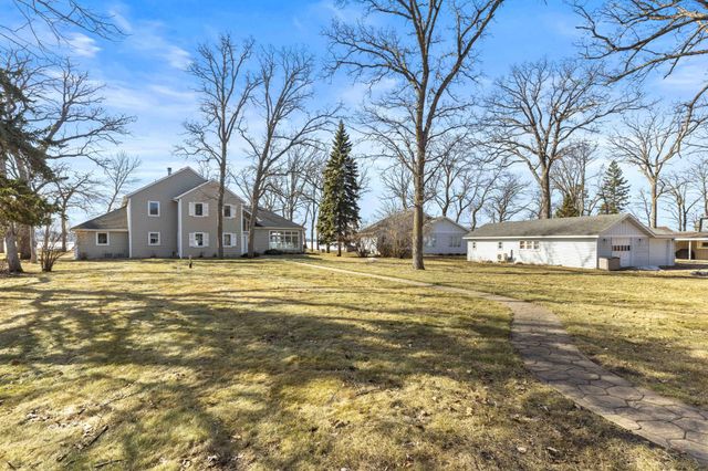 51292 Pelican Point Drive, Detroit Lakes, MN 56501