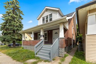 32 W Woodward Street, Ecorse, MI 48229