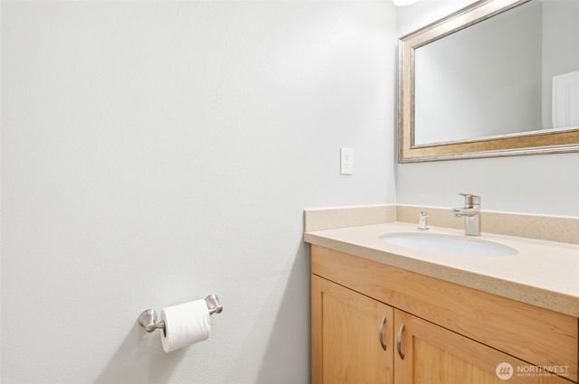28546 20th Avenue S, Federal Way, WA 98003