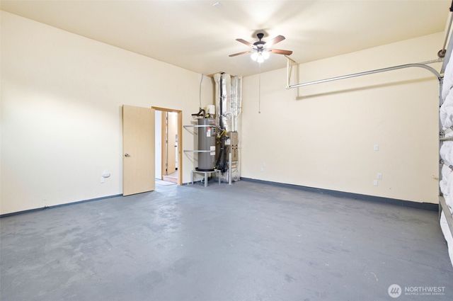 28546 20th Avenue S, Federal Way, WA 98003