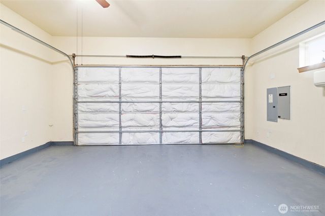 28546 20th Avenue S, Federal Way, WA 98003