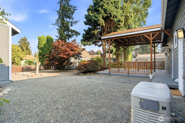 28546 20th Avenue S, Federal Way, WA 98003