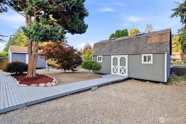 28546 20th Avenue S, Federal Way, WA 98003