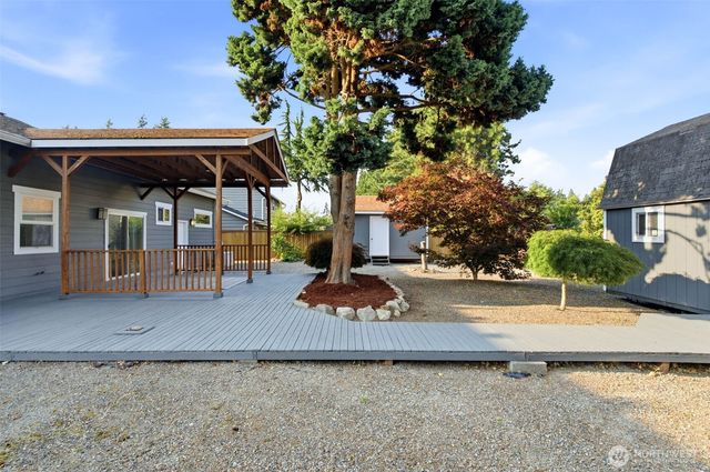 28546 20th Avenue S, Federal Way, WA 98003