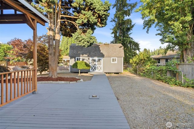 28546 20th Avenue S, Federal Way, WA 98003