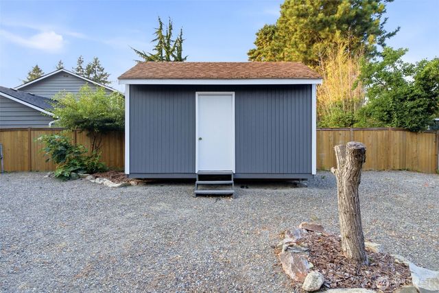 28546 20th Avenue S, Federal Way, WA 98003