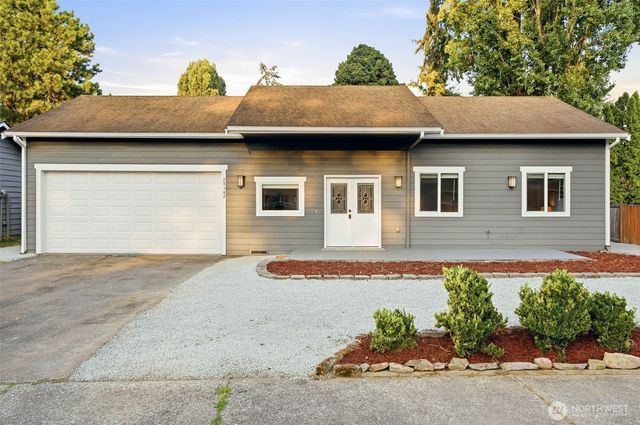 28546 20th Avenue S, Federal Way, WA 98003