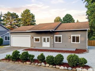 28546 20th Avenue S, Federal Way, WA 98003