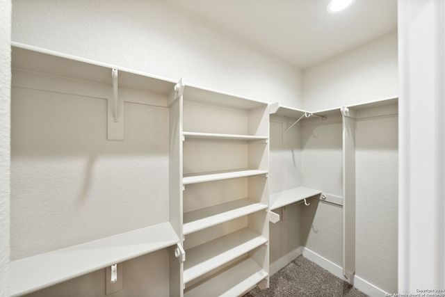 124 E Magnolia Cir, La Vernia, TX 78121
