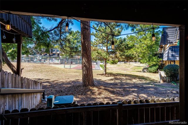 6876 S Broadway, Centennial, CO 80122