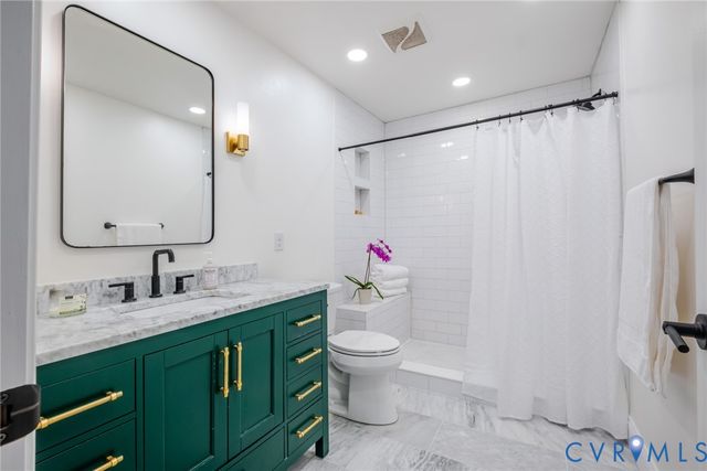 7726 Granite Hall Ave, Richmond, VA 23225