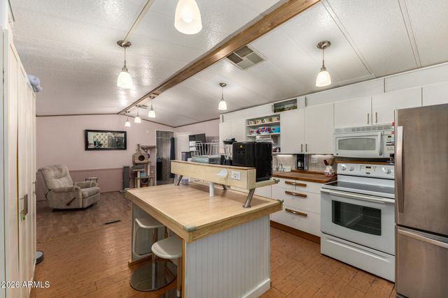 834 S MERIDIAN Road 144, Apache Junction, AZ 85120