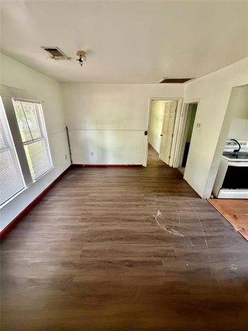 5603 Apgar Street, Houston, TX 77032