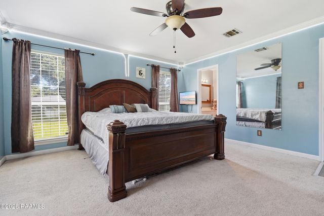 5017 Creighton Drive, New Iberia, LA 70560