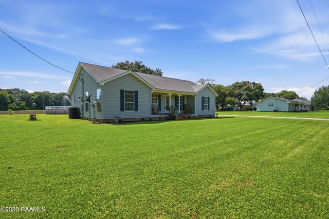 5017 Creighton Drive, New Iberia, LA 70560