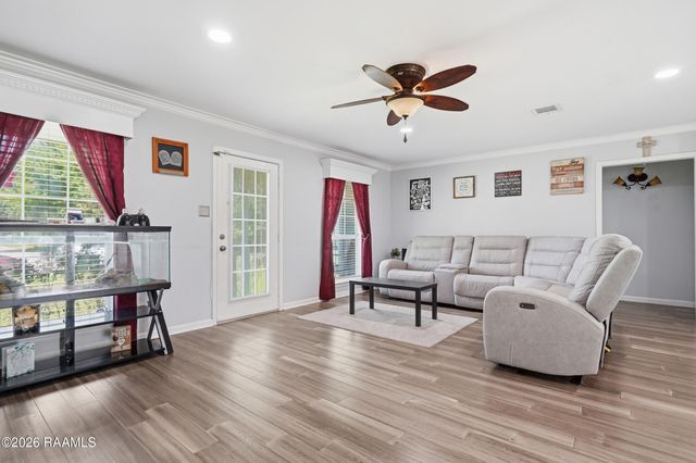 5017 Creighton Drive, New Iberia, LA 70560