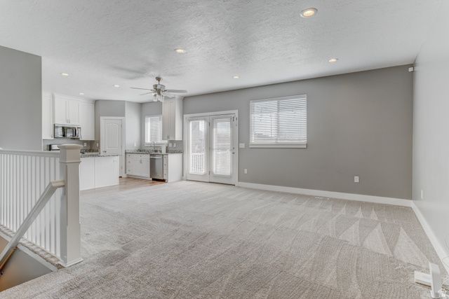 579 W 2350 N, Layton, UT 84041