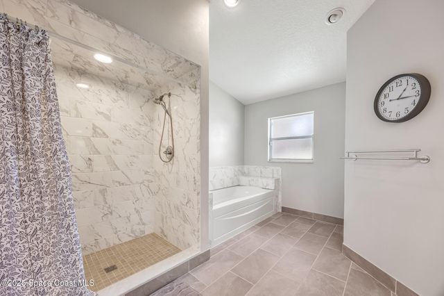 2500 Fairfield Drive, Cocoa, FL 32926