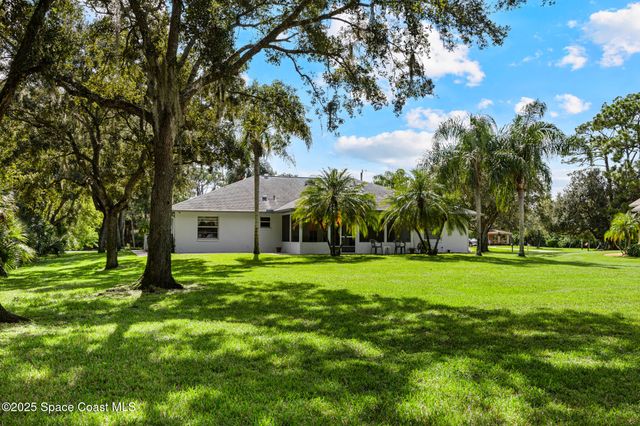 2500 Fairfield Drive, Cocoa, FL 32926