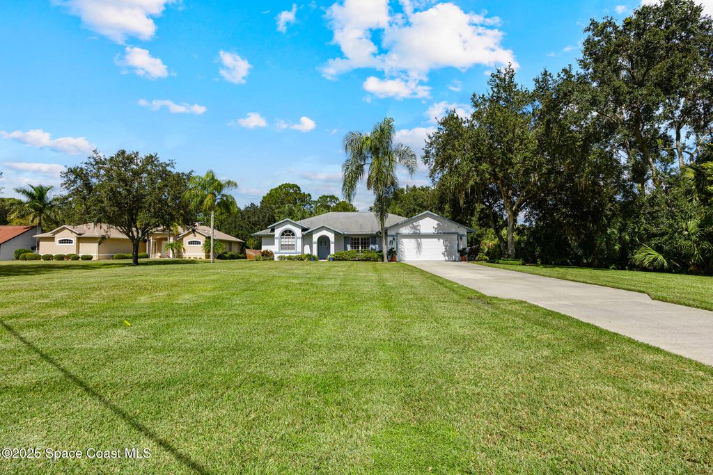 2500 Fairfield Drive, Cocoa, FL 32926