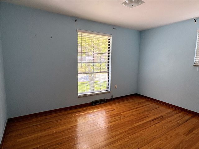 1918 Beulah, Churchill Boro, PA 15235
