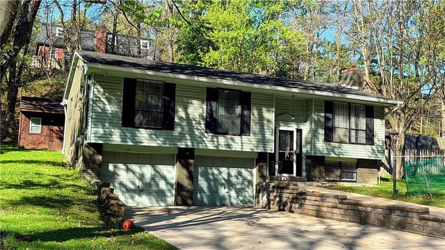1918 Beulah, Churchill Boro, PA 15235
