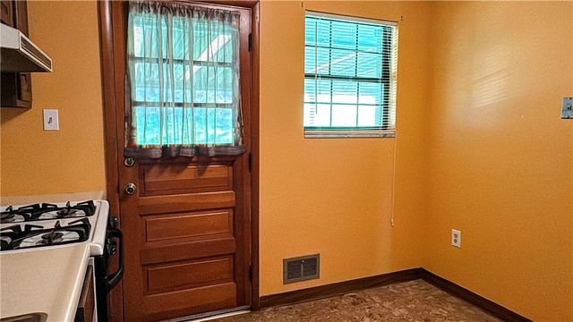 1918 Beulah, Churchill Boro, PA 15235
