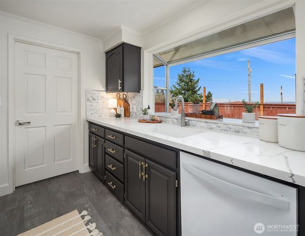 1719 Bailey Avenue, Everett, WA 98203