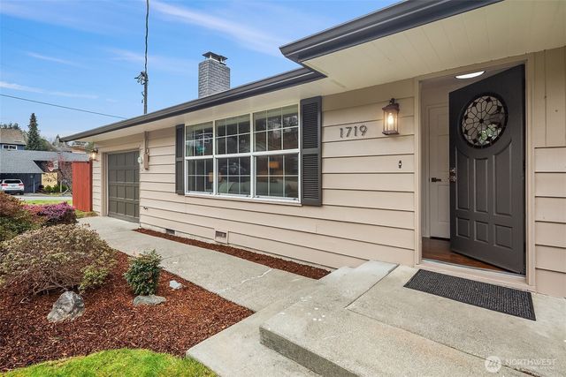 1719 Bailey Avenue, Everett, WA 98203