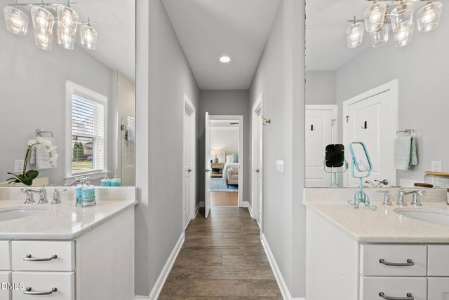 5020 Fanyon Way, Raleigh, NC 27612